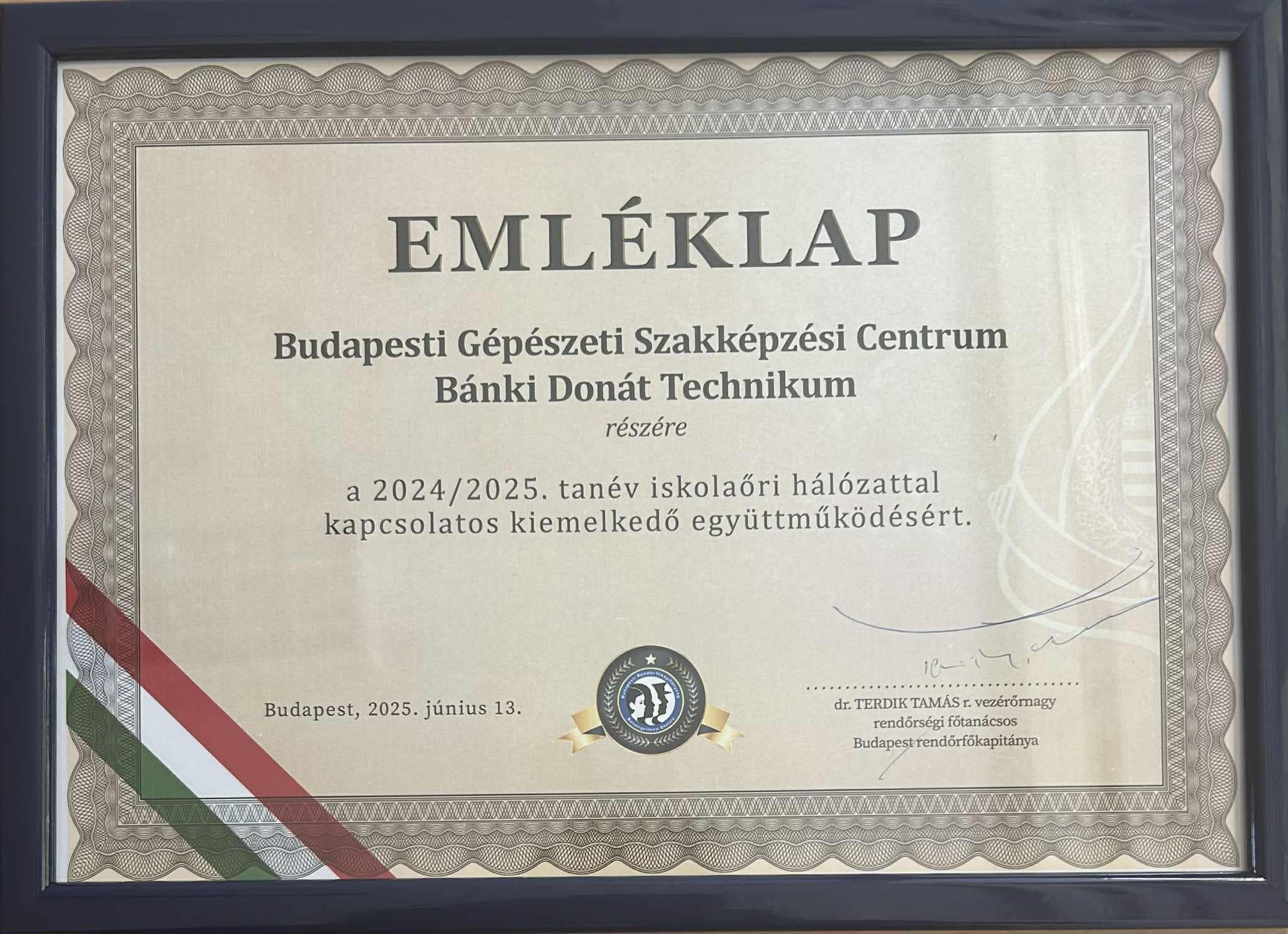oklevel_iskolaor.jpg